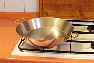 Copper Omelette Pan image
