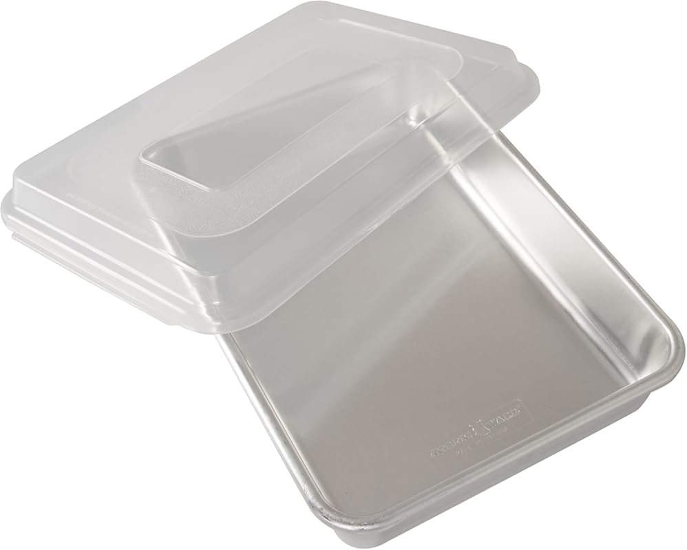Nordic Ware Natural Aluminum Commercial Rectangle Cake Pan with Lid, S
