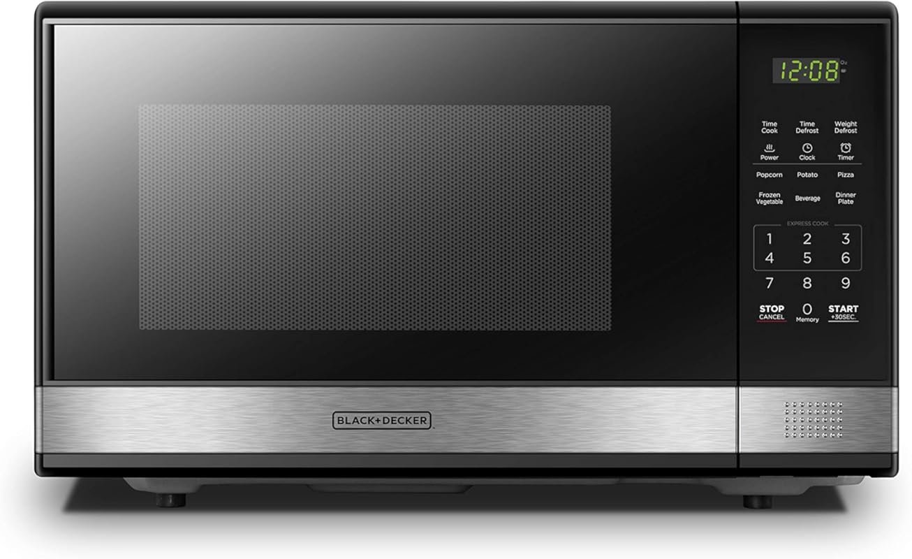 BLACK+DECKER 1.1 Cu Ft Digital Microwave Oven with Child Safety Lock &