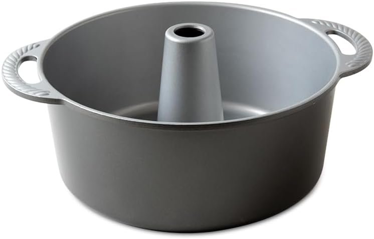 Nordic Ware Classic Cast 10 Inch Nonstick Pound Cake Pan, 18 Cup, Grea