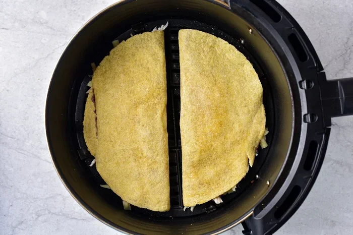 How Long Do I Cook a Quesadilla in the Air Fryer