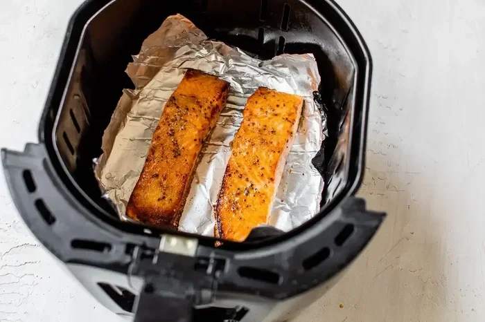 Can You Put Tin Foil in an Air Fryer Oven