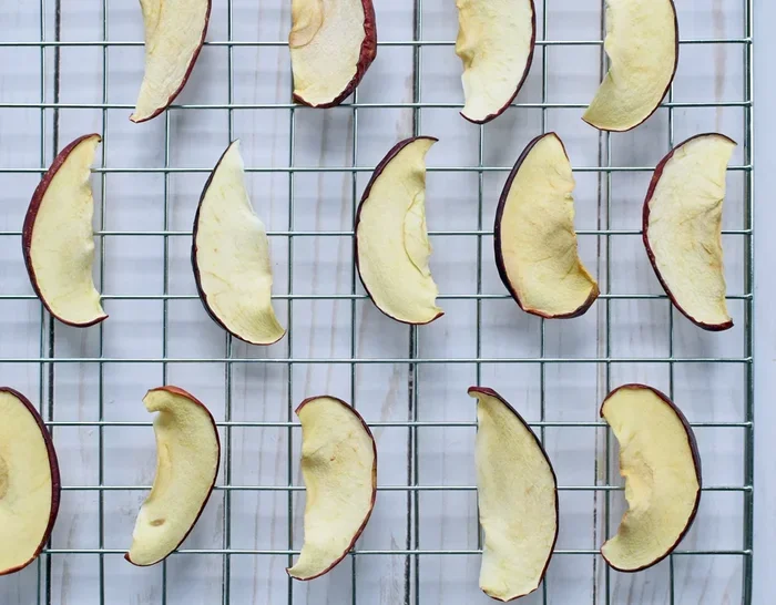How Long Do You Dehydrate Apples in an Air Fryer
