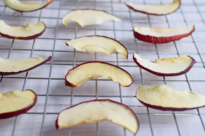 How Long Do You Dehydrate Apples in an Air Fryer