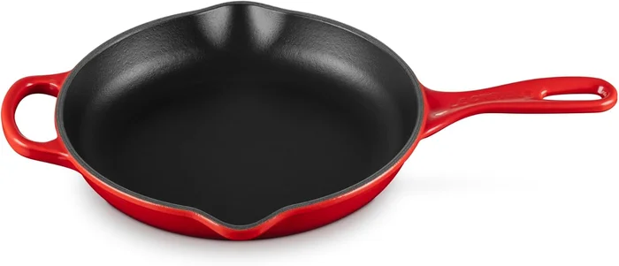 Le Creuset Enameled Cast Iron Signature Round Skillet, 9 Inch, Cerise