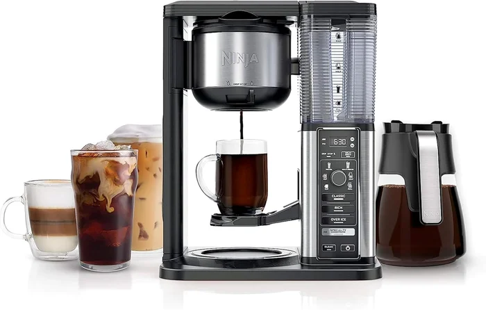 Ninja Coffee Maker 10-Cup Carafe Fold-Away Frother Black CM401