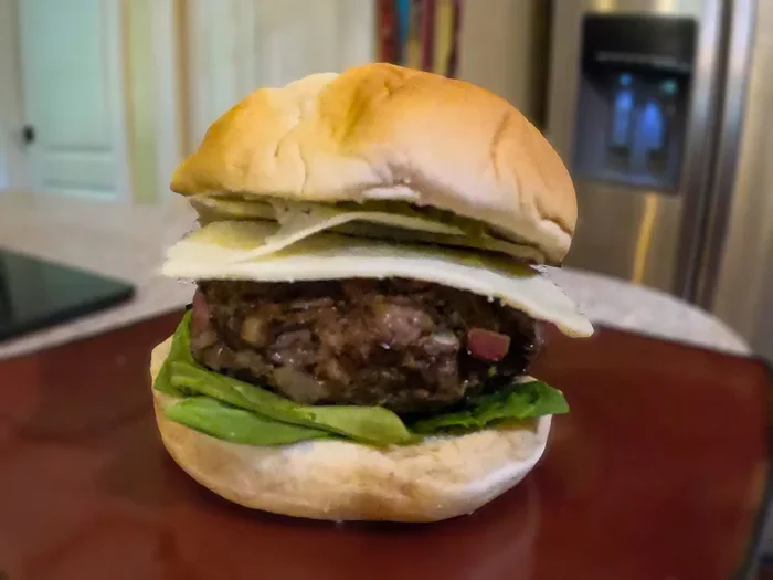 How Long Should You Cook Burgers In An Air Fryer