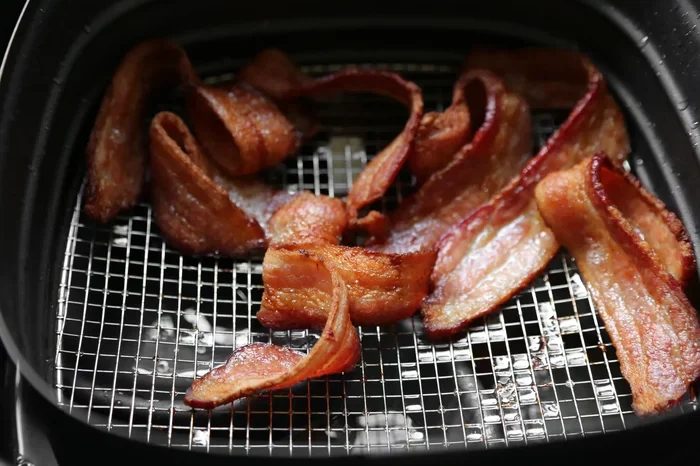 How Long Do You Put Bacon In An Air Fryer For Crispy Results