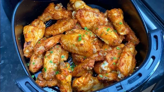 How Long Do You Do Chicken Wings In The Air Fryer For