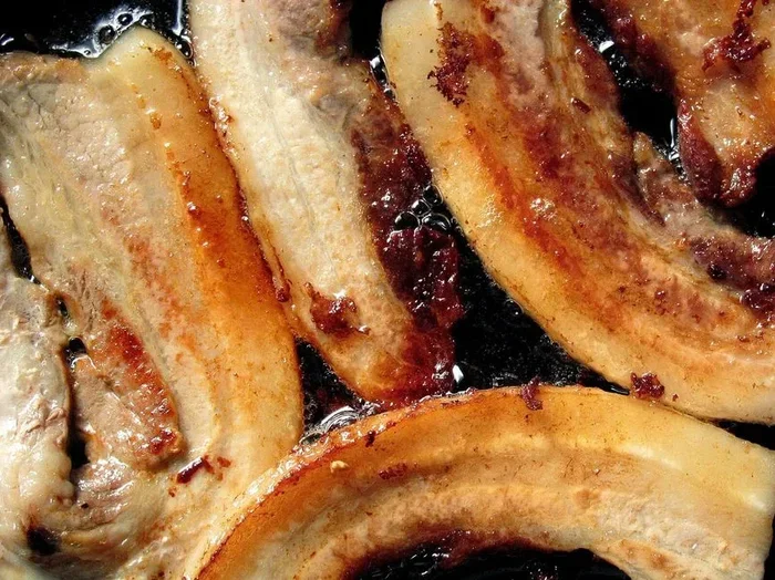 Crispy Juicy Pan Fried Pork Chops Recipe for Beginners