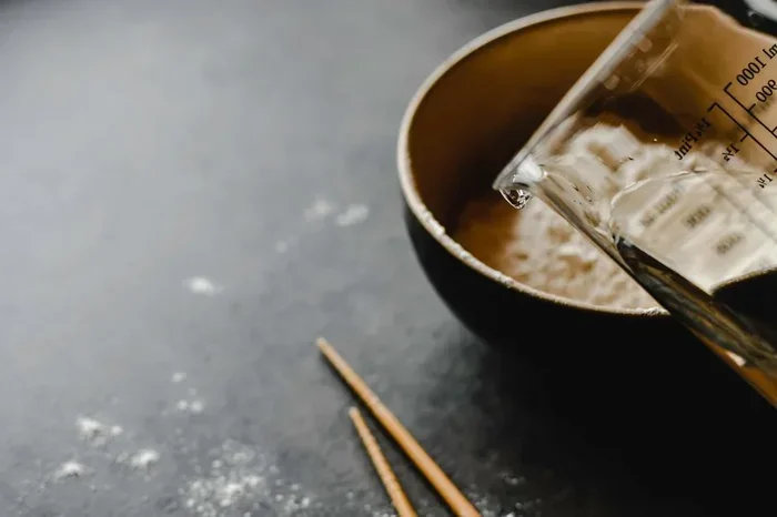 How Many Ounces Are in 2 Liters and Why It Matters
