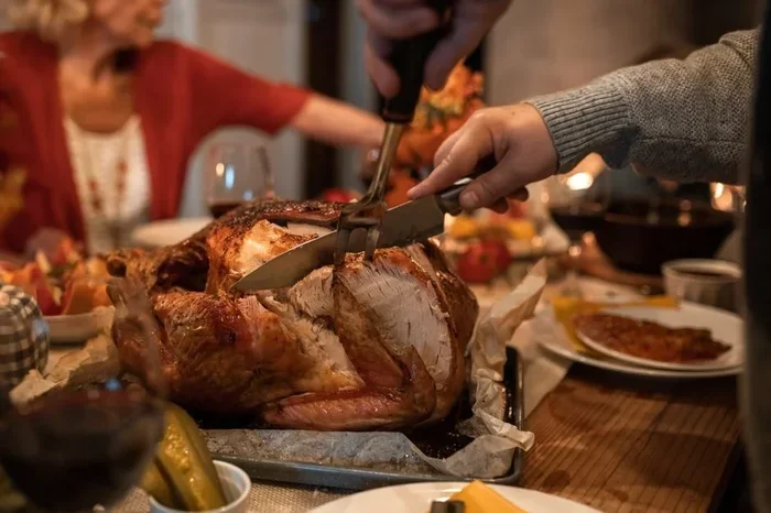 How Long to Cook a Turkey at 325 for Juicy Results