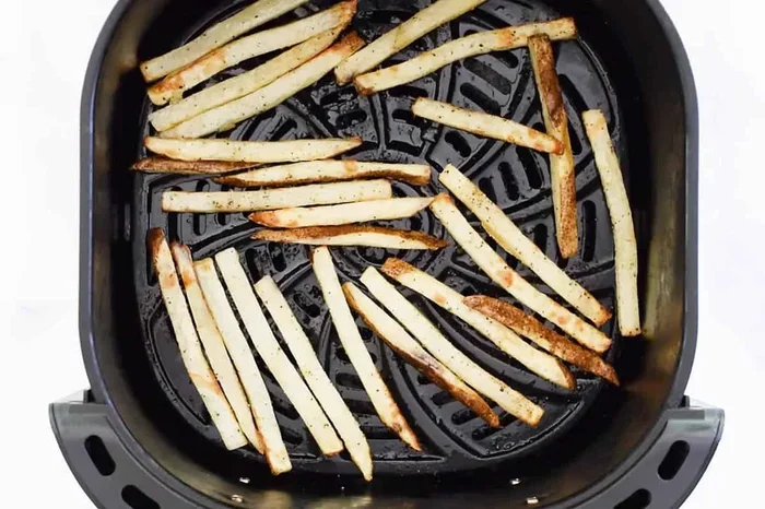 How Long Do Homemade Fries Take In The Air Fryer To Cook