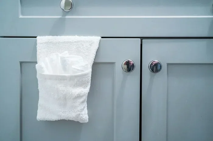 Simple Tips to Organize Your Bathroom Cabinet Like a Pro