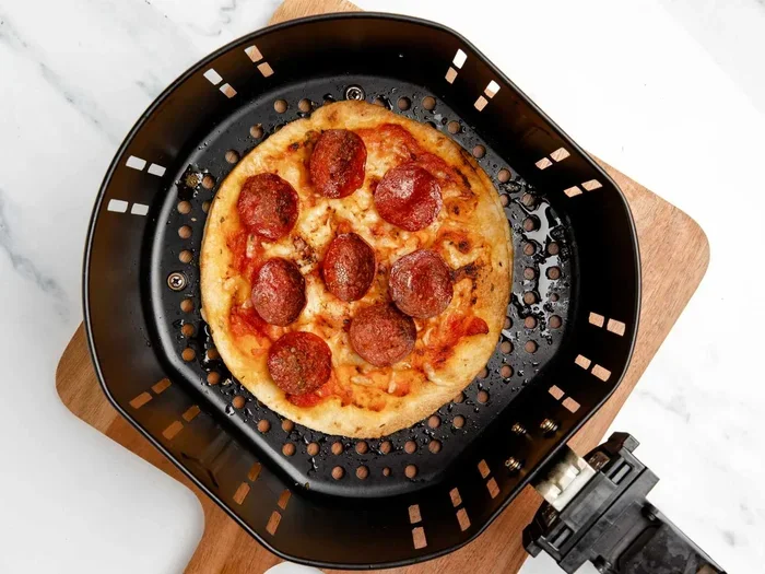 Can I Make A Pizza In The Air Fryer Yes Try This Easy Recipe