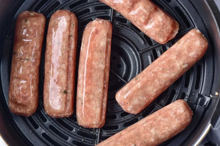 Can You Cook Raw Bratwurst In An Air Fryer At Home