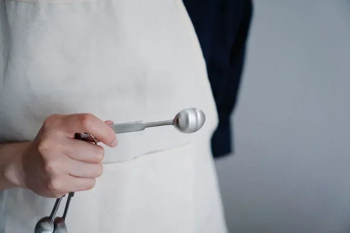 How Many Teaspoons in a Tablespoon