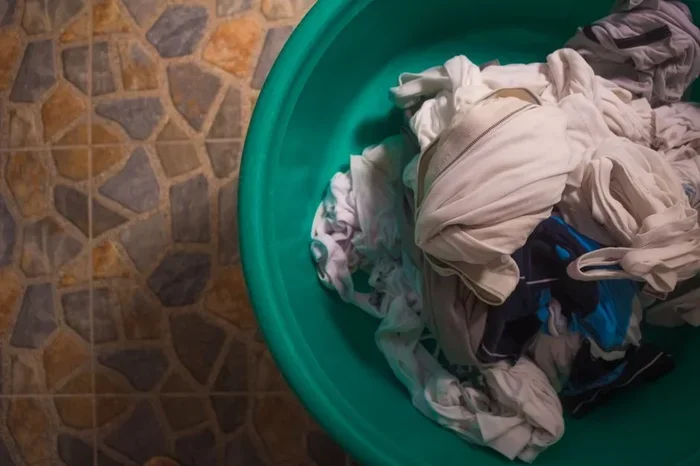 How to Fix Stained Tupperware Containers Quickly at Home