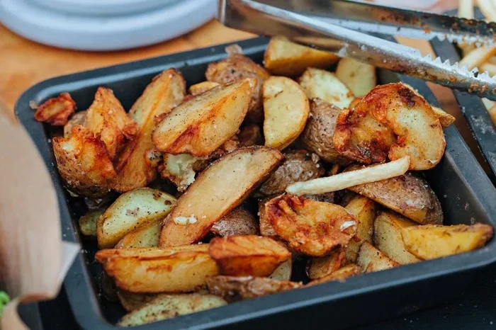 How to Make a Baked Potato in Air Fryer at 200 Degrees