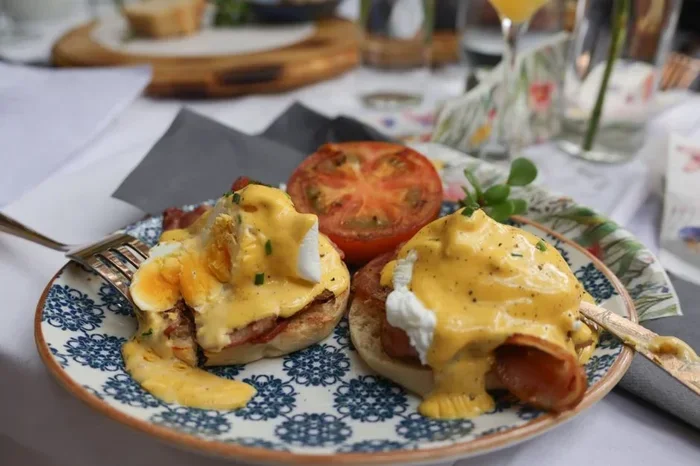 How to Make the Perfect Hollandaise Sauce at Home Today