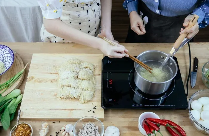 Why an Induction Cooktop Portable Is Great for Any Kitchen